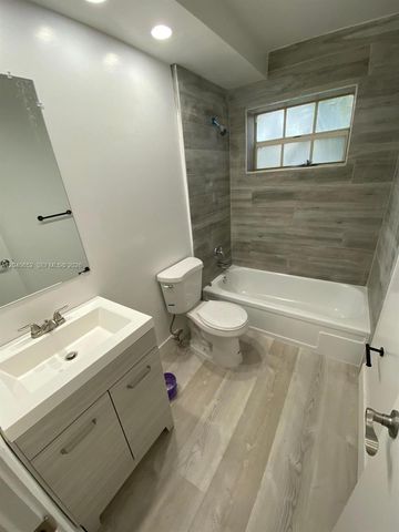1939 Jefferson Street 102, Hollywood, FL 33020