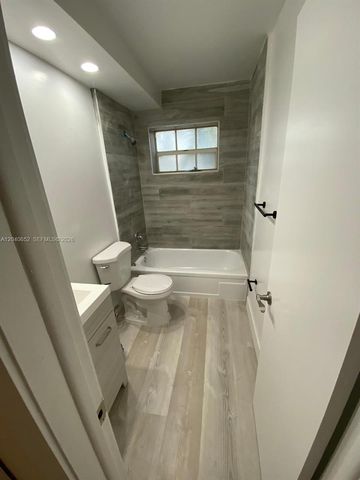 1939 Jefferson Street 102, Hollywood, FL 33020