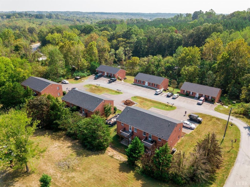 101 Daniel Street, Brookneal, VA 24523