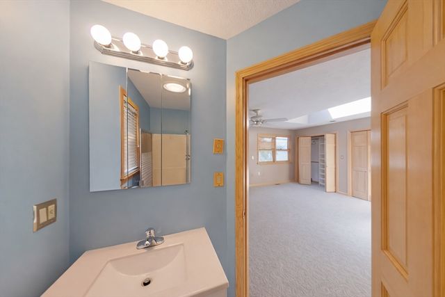 465 Fellsway East 465, Malden, MA 02148