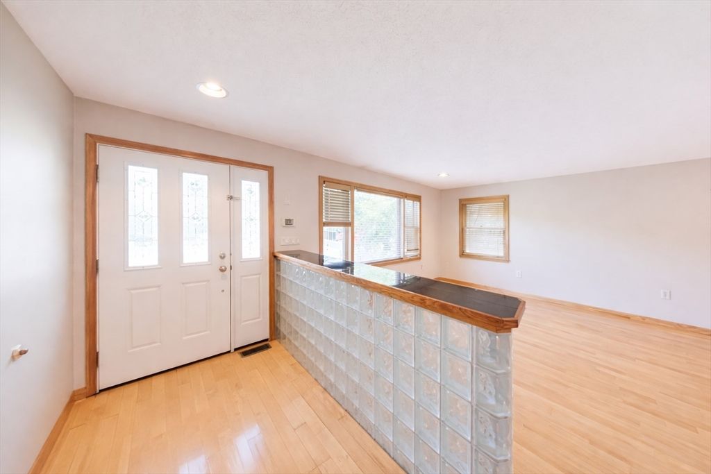 465 Fellsway East 465, Malden, MA 02148