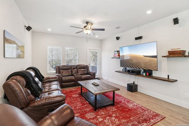 218 Canyon Vw, Spring Branch, TX 78070