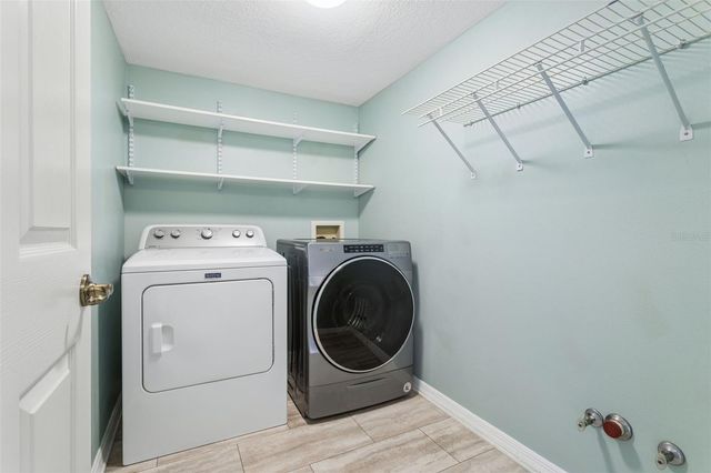 19511 WYNDMILL CIRCLE, Odessa, FL 33556