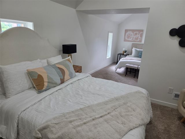 325 SW School Street, Ankeny, IA 50023