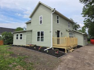 325 SW School Street, Ankeny, IA 50023