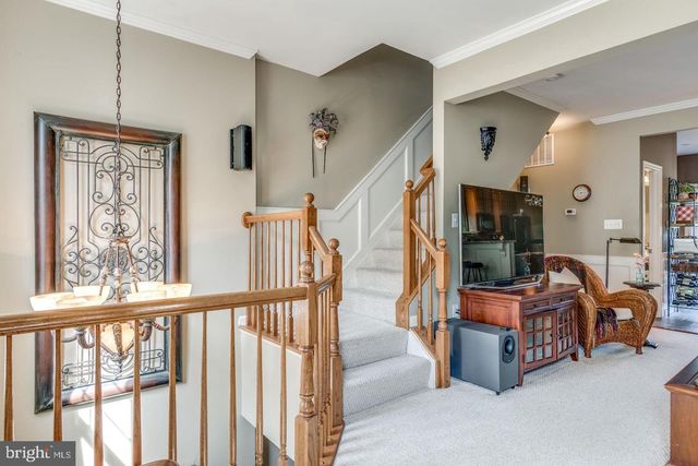 43726 CLEAR LAKE SQ, Ashburn, VA 20147