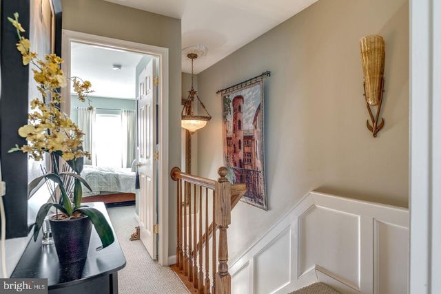 43726 CLEAR LAKE SQ, Ashburn, VA 20147