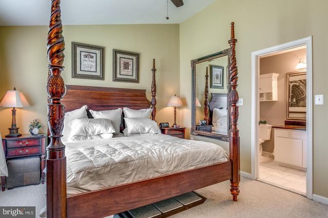 43726 CLEAR LAKE SQ, Ashburn, VA 20147