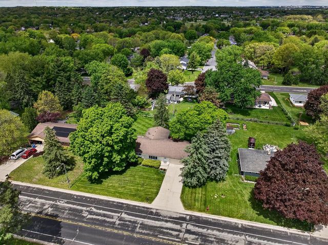 5630 Lacy Road, Fitchburg, WI 53711