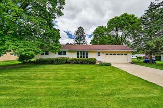 5630 Lacy Road, Fitchburg, WI 53711