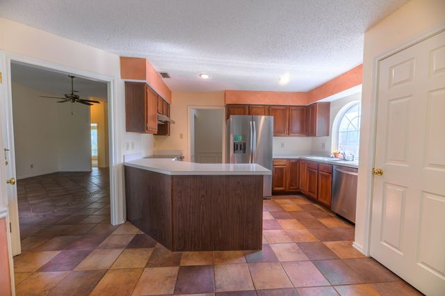 157 Summerhill Drive, Rockwall, TX 75032