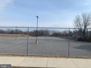 273-275 N QUEEN ST, Shippensburg, PA 17257