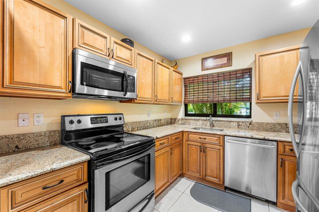 6846 Bridlewood Court, Boca Raton, FL 33433