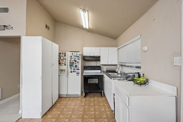 161 W Shore Drive, Lewisville, TX 75057