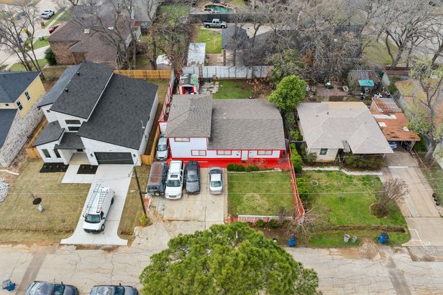 161 W Shore Drive, Lewisville, TX 75057