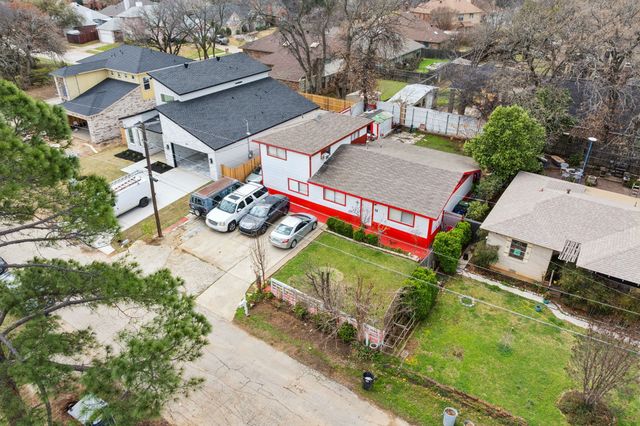 161 W Shore Drive, Lewisville, TX 75057