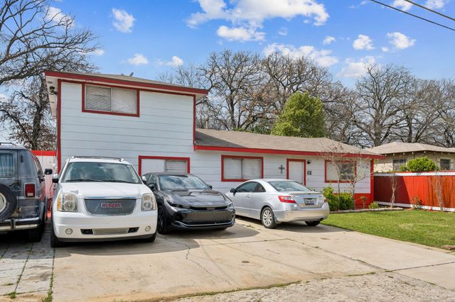 161 W Shore Drive, Lewisville, TX 75057