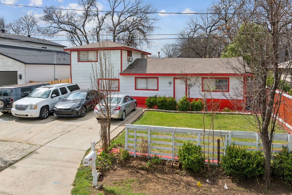 161 W Shore Drive, Lewisville, TX 75057