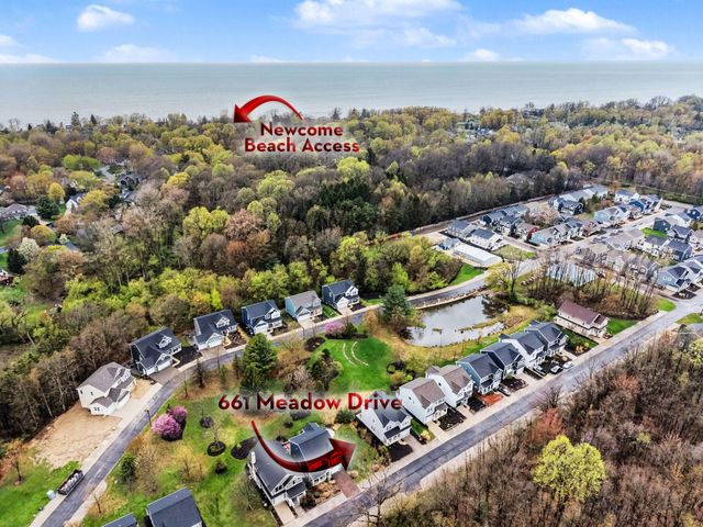 661 Meadow Drive 136, South Haven, MI 49090