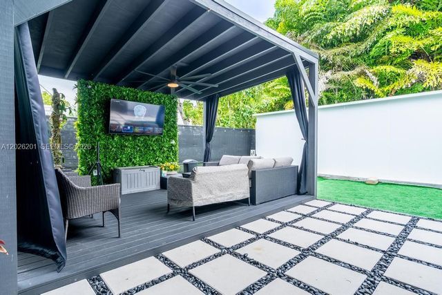 2257 SW 11th Street, Miami, FL 33135