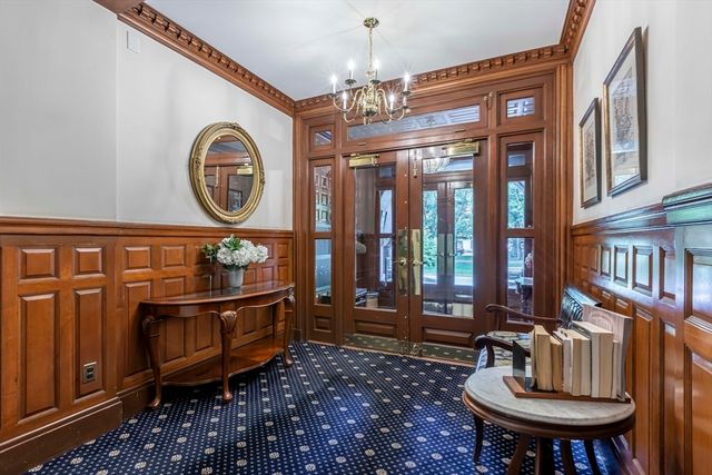 308 Commonwealth Ave G, Boston, MA 02115