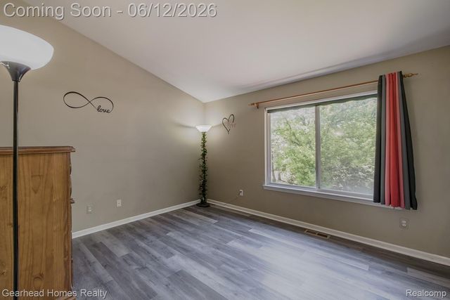 1062 Princeton Drive, Waterford Charter Township, MI 48327