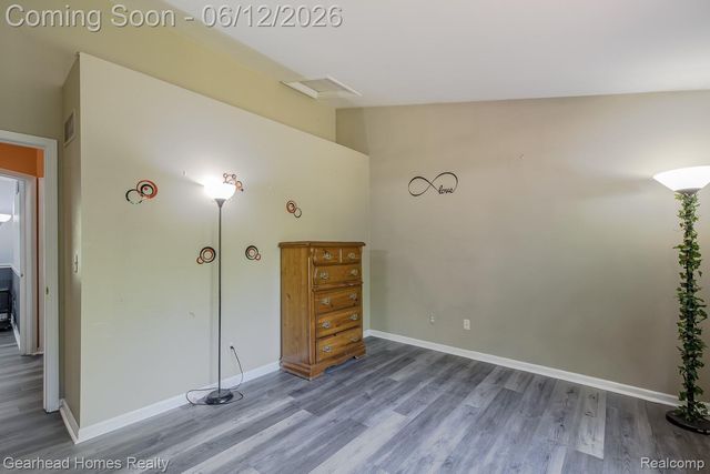 1062 Princeton Drive, Waterford Charter Township, MI 48327
