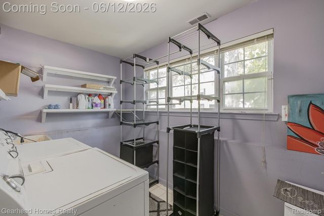 1062 Princeton Drive, Waterford Charter Township, MI 48327