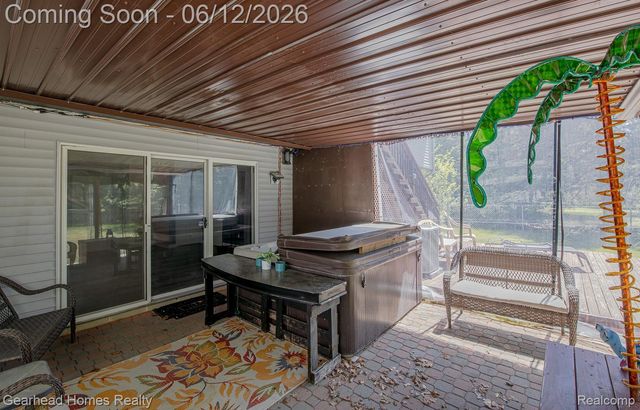 1062 Princeton Drive, Waterford Charter Township, MI 48327