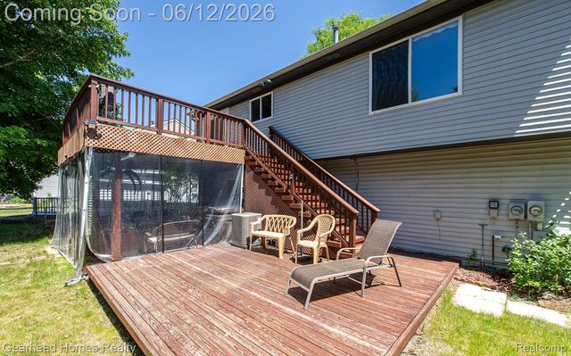 1062 Princeton Drive, Waterford Charter Township, MI 48327