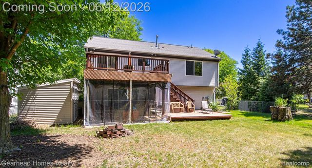 1062 Princeton Drive, Waterford Charter Township, MI 48327