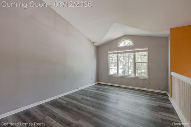 1062 Princeton Drive, Waterford Charter Township, MI 48327