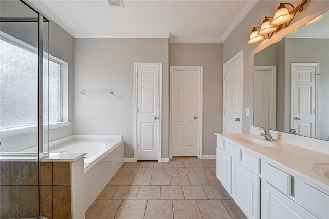 13922 Normandy Court, Sugar Land, TX 77498