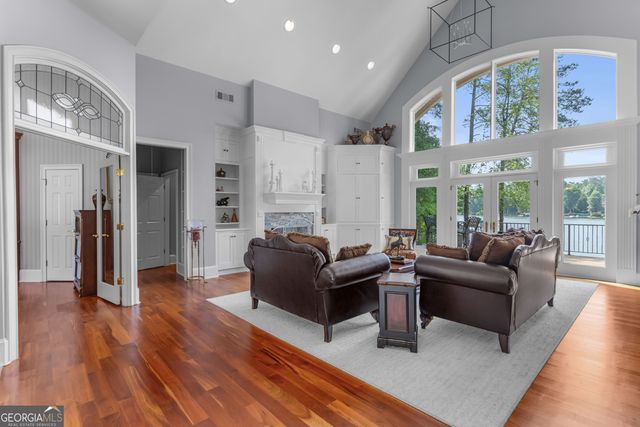 1121 Parrotts Cove Road, Greensboro, GA 30642
