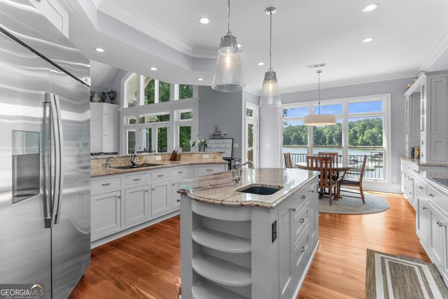 1121 Parrotts Cove Road, Greensboro, GA 30642