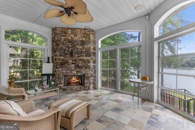 1121 Parrotts Cove Road, Greensboro, GA 30642