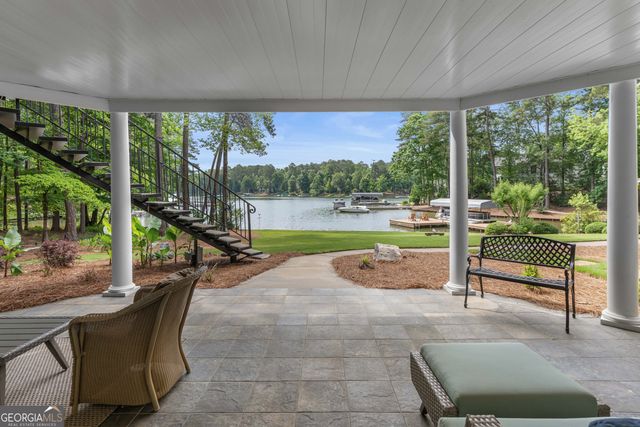 1121 Parrotts Cove Road, Greensboro, GA 30642