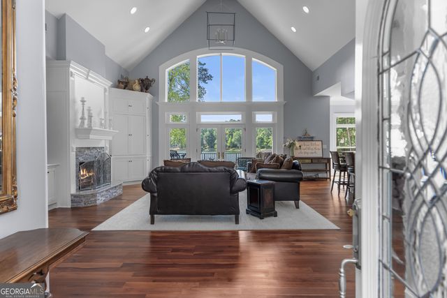 1121 Parrotts Cove Road, Greensboro, GA 30642