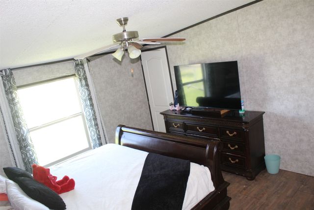 12360 Thomas Lane, Scurry, TX 75158