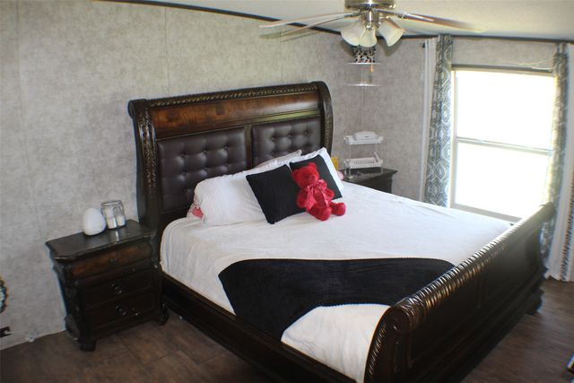 12360 Thomas Lane, Scurry, TX 75158