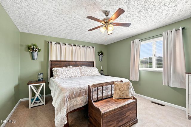 416 Montezuma Road, Kingsport, TN 37664