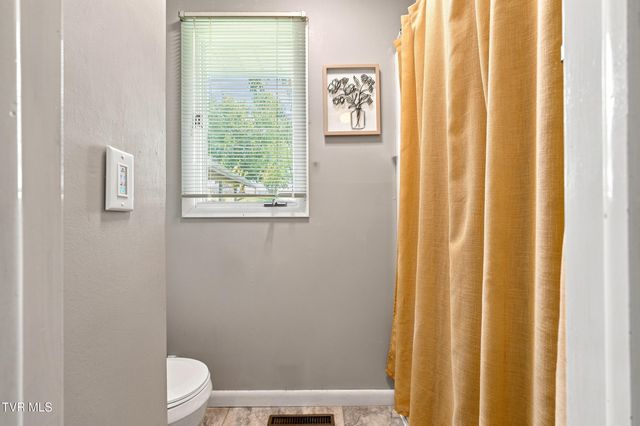 416 Montezuma Road, Kingsport, TN 37664