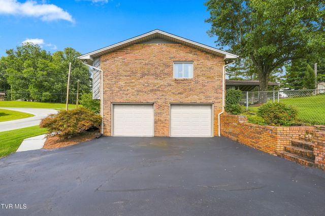 416 Montezuma Road, Kingsport, TN 37664