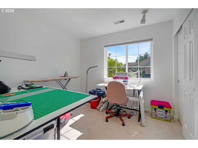 9207 Sw PLATINUM Pl, Beaverton, OR 97007
