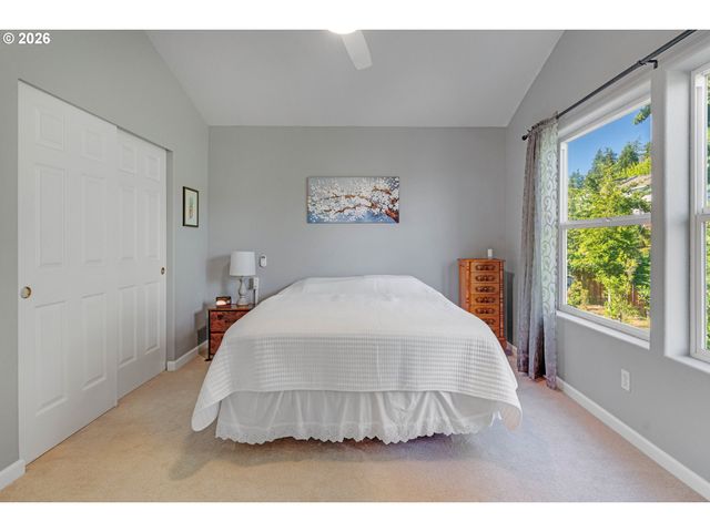 9207 Sw PLATINUM Pl, Beaverton, OR 97007