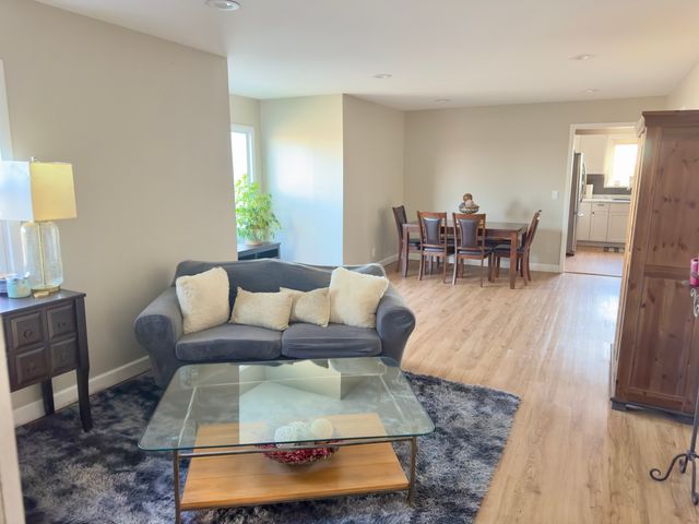 82 N 23rd Road, Peru, IL 61354