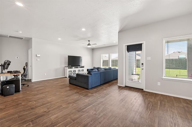 21500 Rustic Elm Drive, New Caney, TX 77357