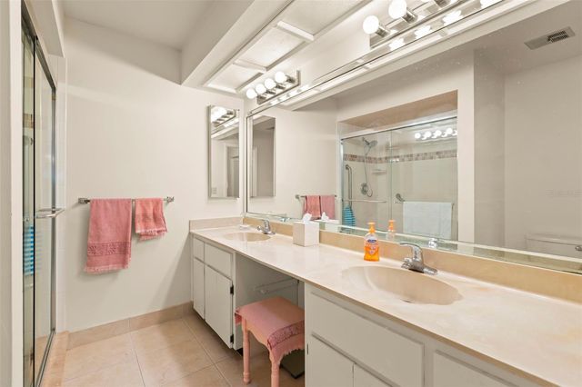 1084 DUNROBIN DRIVE D, Palm Harbor, FL 34684