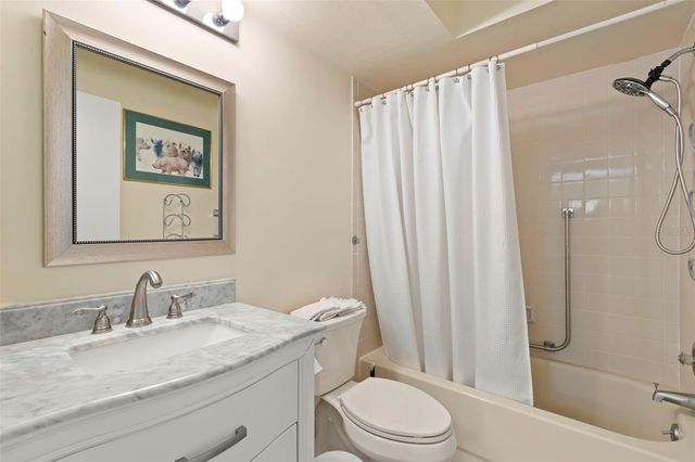 1084 DUNROBIN DRIVE D, Palm Harbor, FL 34684