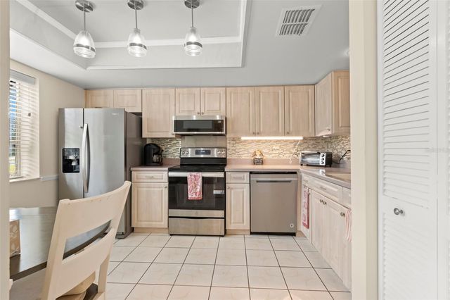 1084 DUNROBIN DRIVE D, Palm Harbor, FL 34684